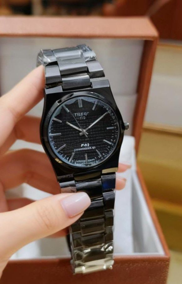 TISSOT PRX GENTS WATCH⌚